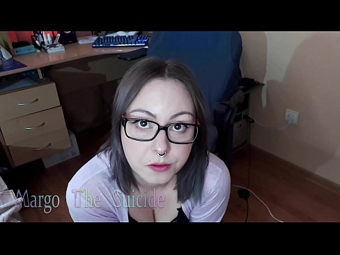 ❤️ Moza sexy con lentes chupa un consolador profundamente ante a cámara ️❌ Porno duro en % gl.hellporno-com.ru % ️❤